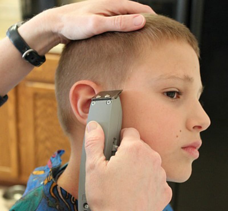 Kiểu tóc phổ biến nhất được dùng bằng tông đơ chính là Buzz Cut (hay còn gọi là đầu đinh)