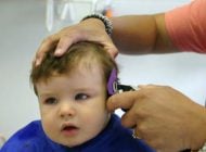 Những sai lầm cha mẹ hay mắc phải khi tự cắt tóc cho bé trai