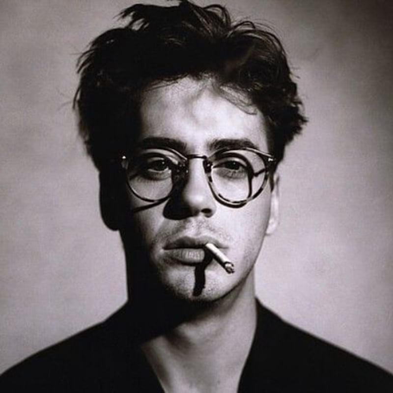 Thời niên thiếu Robert Downey Jr. cũng khá ưa chuộng phong cách tóc rối