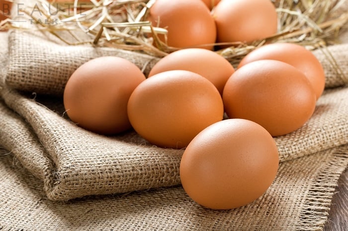 Trứng là thực phẩm dễ tìm, giá rẻ và rất tốt cho tóc