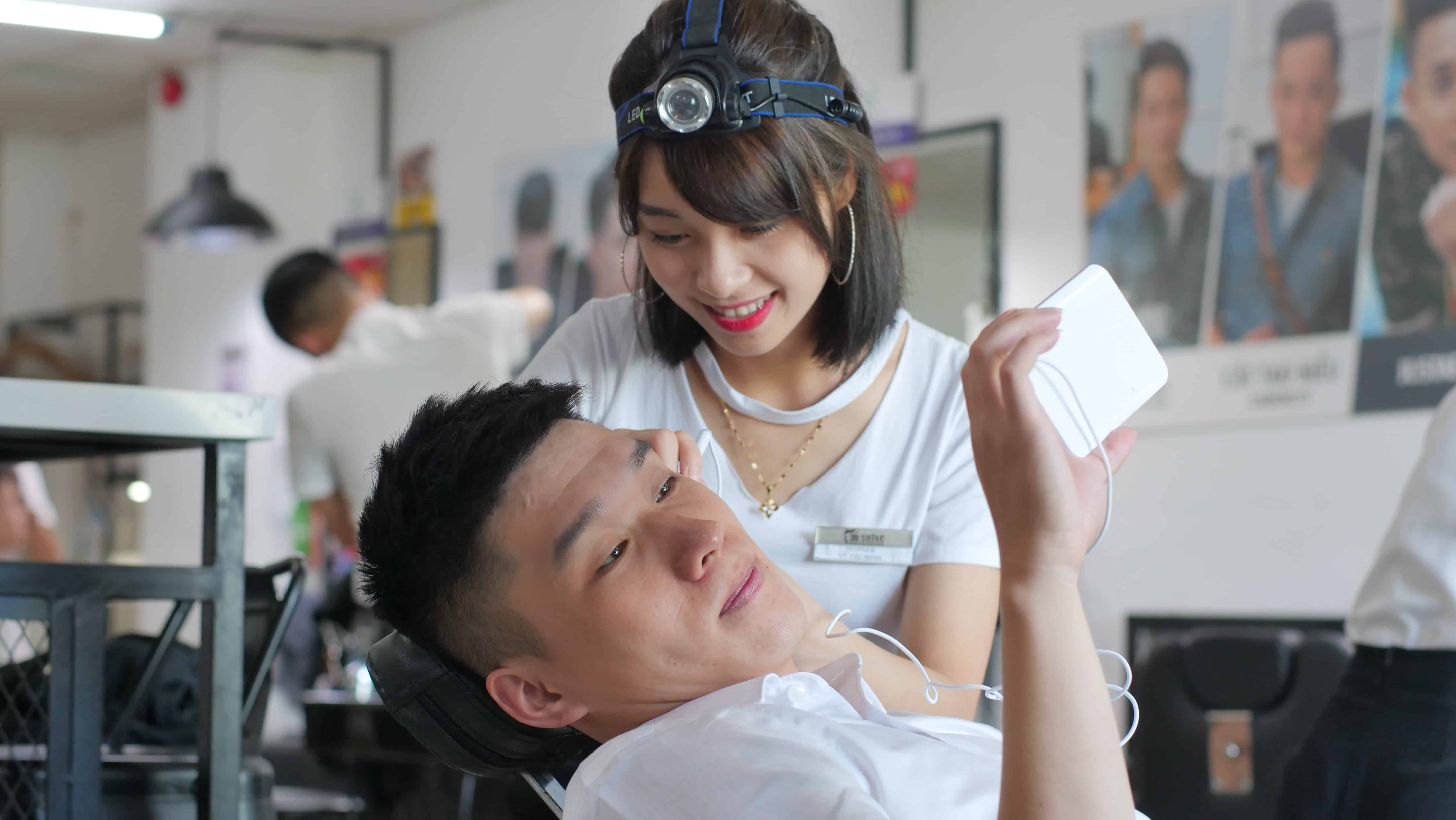 Top 10 Tiệm cắt tóc nam đẹp nhất quận Cầu Giấy Hà Nội  Toplistvn